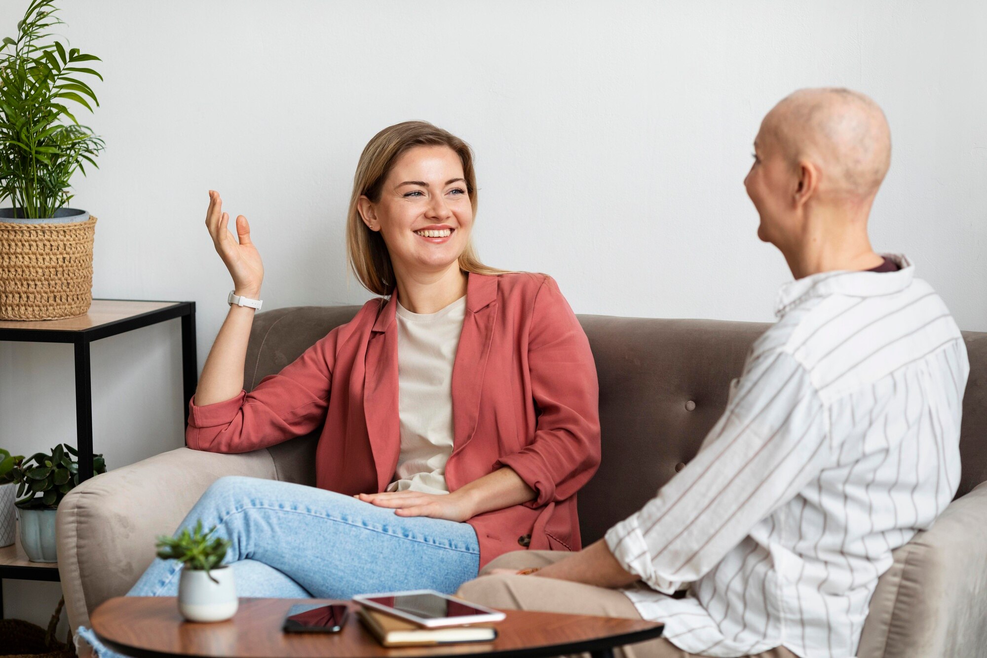 mujer cancer piel pasar tiempo su amiga 23 2148988497